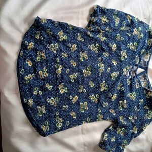 No Boundaries Blue Floral Short Sleeve Blouse